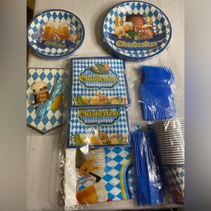 BNIP Octoberfest Disposable Table Setting Cups Plates Table Cover Banner Forks